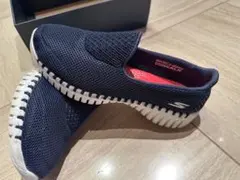 専用商品！Skechers スリッポンレディーススニーカー ネイビー　37