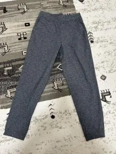 UNIQLO グレー ストレッチ？パンツ M
