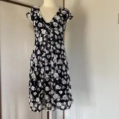 EGERIE 花柄レースワンピース ネイビー