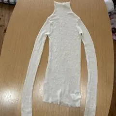 アイボリー タートルネックニット 長袖のサムネイル