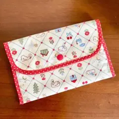 フラットポーチ　ハンドメイド　通帳、お薬手帳、母子手帳に
