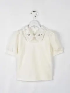 evelyn 襟ビジューリブトップス オフホワイト 2026のサムネイル