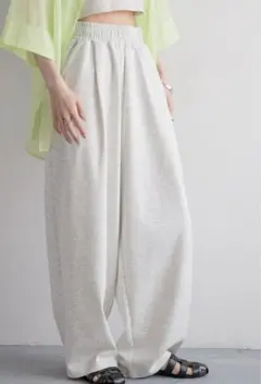 LOWRYS FARM カットイージーコクーンパンツ