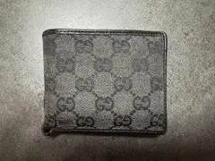 グッチ 二つ折り財布 コンパクトウォレット GGキャンバス ブラック　箱なし