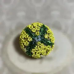 ビーズ刺繍ブローチ @289