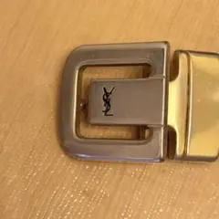 Yves Saint Laurent レザーベルト シルバー/ゴールド