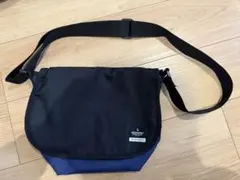 BEAMS DESIGN INDESPENSABLE ショルダーバッグ