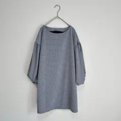 美品✨️チュニック 長袖 ボリュームスリーブ ボートネック 総柄 モノトーン F