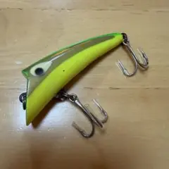 Heddon Big Hedd 9330 XBW mib - メルカリ