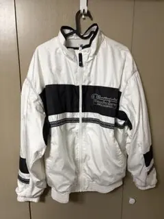【90s】古着 Champion ナイロンジャケットのサムネイル