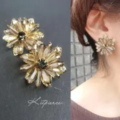 No.172 クリアグレー ガラスビーズ キラキラお花ピアス イヤリング