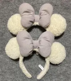 ディズニー カチューシャ　もこもこ　ボア　ミニー グレー　 オフホワイト　2つ