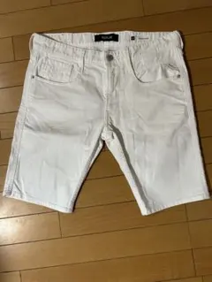 REPLAY ANBASS SHORT ホワイトデニム ハーフパンツ 31のサムネイル