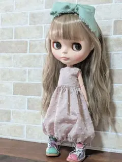 Item thumbnail for item 095de686-685c-4075-8a5f-5d249f742606