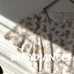 BE RADIANCE 小花ロングワンピース