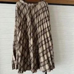 ベージュ系チェック プリーツスカート
