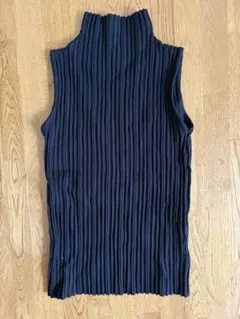 ハイネック ノースリーブ ニット