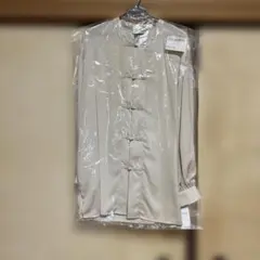 【新品未使用】チャイナシャツ ベージュ 長袖のサムネイル