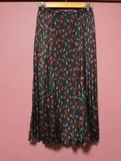 GU✖︎UNDERCOVER★プリーツロングスカート