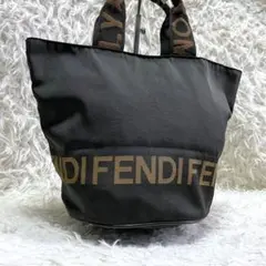 FENDI フェンディ ナイロン トートバッグ ハンドバッグ FENDI フェンディ トートバッグ ナイロン ブラック ユニセックス
