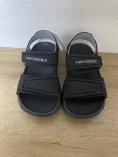 new balance ブラック サンダル 14cm