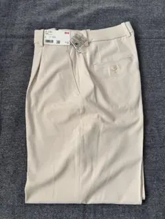ユニクロ　タックワイドパンツ　ナチュラル　L 新品タグ付き