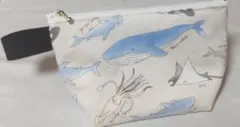 ★値下げ【ハンドメイド】ふわふわファスナーポーチ/くじら