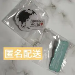 w-inds. カプセルトイ ガチャ メモリアルピンバッジ 3点set - メルカリ