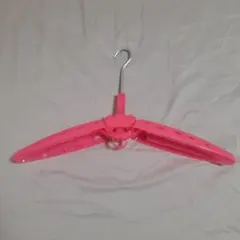 ⭐ピンク折りたたみハンガー⭐サーフィン⭐ウェットスーツ⭐