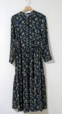 【美品】アーバンリサーチロッソ rosso 花柄ネイビーロングワンピース
