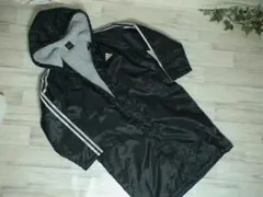 102348 アディダス　裏ボアベンチコート　黒　サイズ140㎝