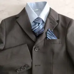 美品✨子供用スーツ110男の子 七五三 ワイシャツ ネクタイ ポケットチーフ付