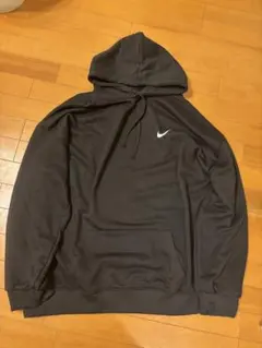 Nike ブラック フード付きパーカー