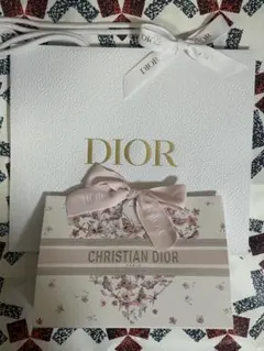ディオール DIOR ショップ袋 ギフトバッグ 桜 さくら 蝶 2026年 最新