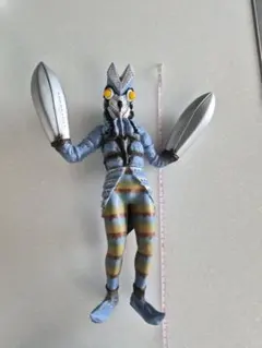 希少　激レア　バルタン星人　ソフビフィギュア　美品 Yahoo!オークション -「(お宝 希少 入手困難)」(バルタン星人) (怪獣