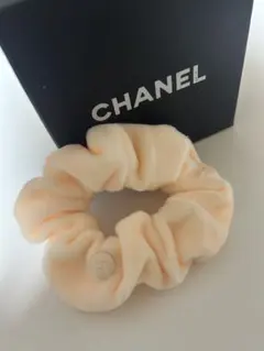 CHANEL ノベルティ　シュシュ