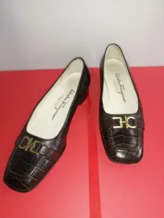 なずな様専用　美　品！Salvatore Ferragamo ローファー