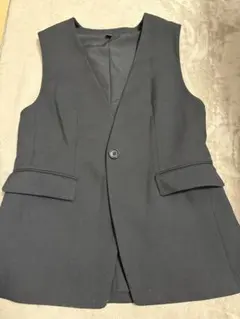 GU ノーカラーベスト