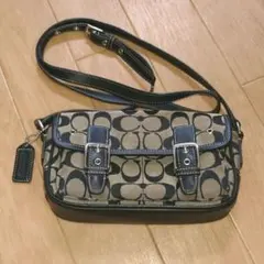COACH コーチ　ショルダーバッグ　シグネチャー柄　レディース用