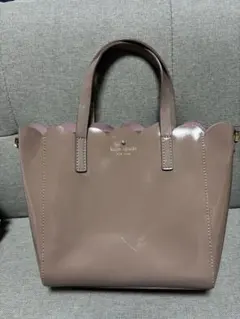 kate spade 薄紫 スカラップエッジ ハンドバッグ