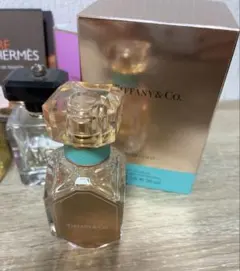 Tiffany & Co. ローズ ゴールド オードパルファム 30ml 半量のサムネイル