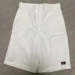 Dickies ホワイト ハーフパンツのサムネイル