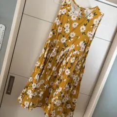 Ocean&Ground花柄ノースリーブワンピース（マスタード）のサムネイル