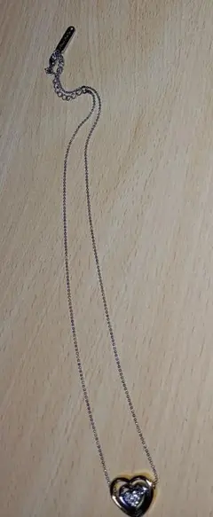 ハート型ダイヤモンド風ネックレス