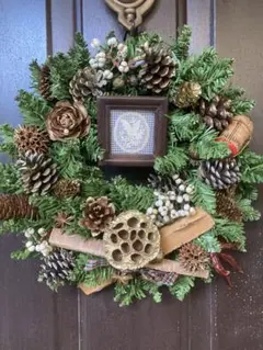 森の木の実のリース