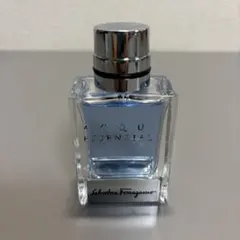 フェラガモ　アクアエッセンツィアーレ　香水　30ml　オードトワレ　②のサムネイル