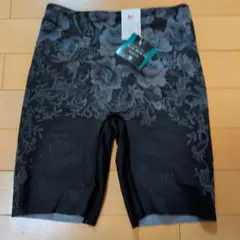 正月お値下げ！ワコール　着やせガードル （黒）