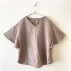 ☆【オペークドットクリップ】フリルスリーブラウンドヘムブラウス 涙あき M