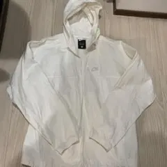 NIKEパーカー白色（Ｌ）