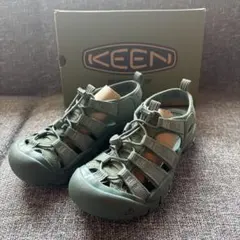 【新品】KEEN NEWPORTH2 MONOCHROME/DARKFORESTのサムネイル